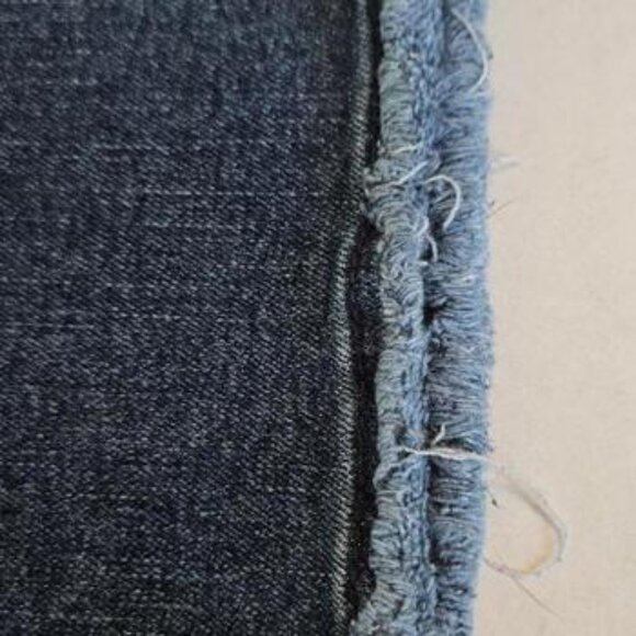 Democracy Women's Skinny Ab Technology Blue Jeans  with Frayed Hem Size 10 - Picture 4 of 8